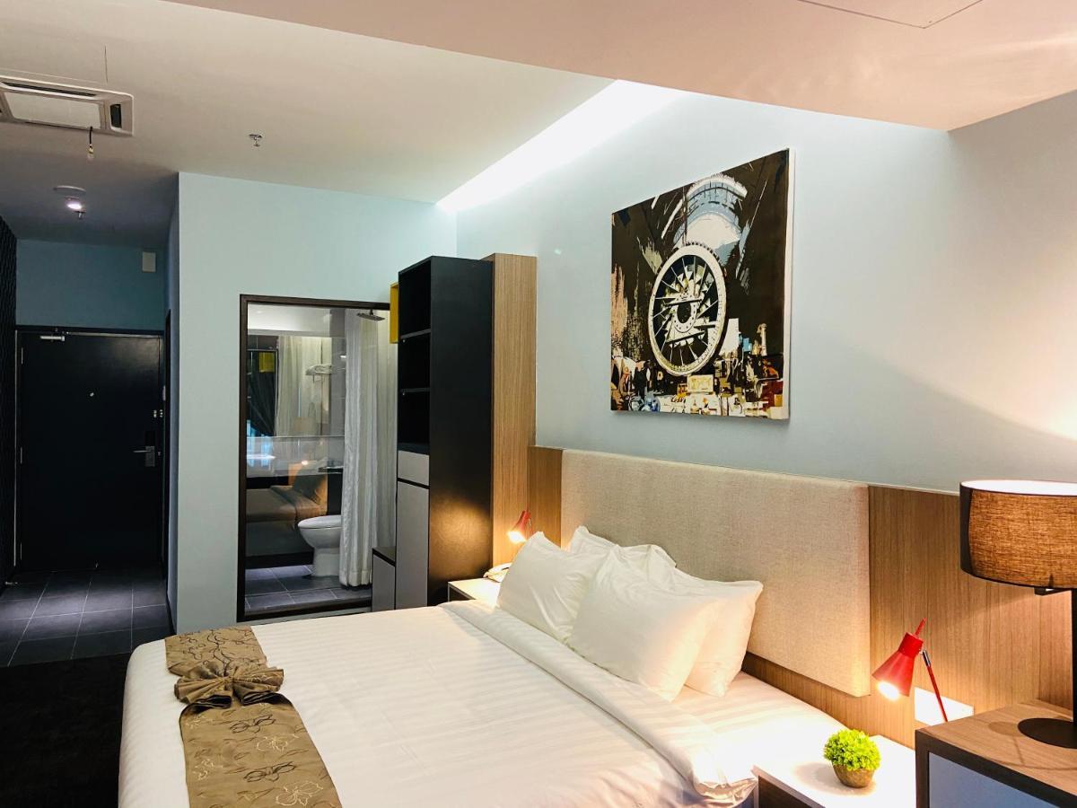Glex Hotel Signature ג'והור בהרו מראה חיצוני תמונה