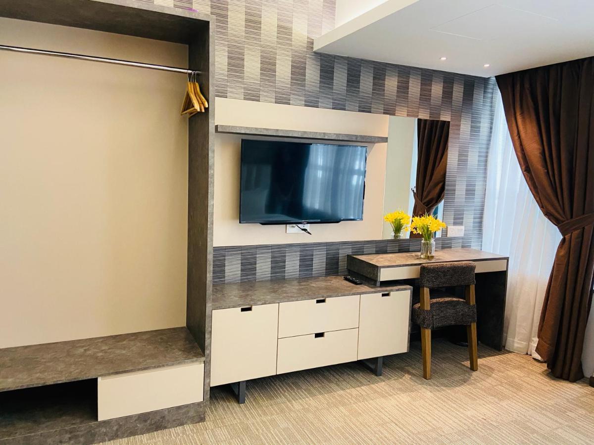 Glex Hotel Signature ג'והור בהרו מראה חיצוני תמונה